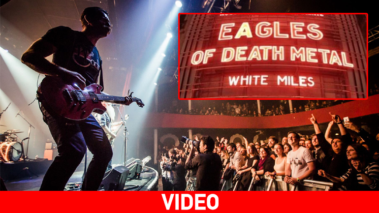 Παρίσι: Συγκινητικές στιγμές στην πρώτη συναυλία των Eagles of Death Metal μετά το μακελειό Παρίσι: Συγκινητικές στιγμές στην πρώτη συναυλία των Eagles of Death Metal μετά το μακελειό