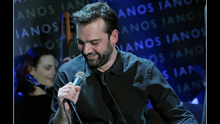 Απόκριες με τον Δώρο Δημοσθένους στον ΙΑΝΟ