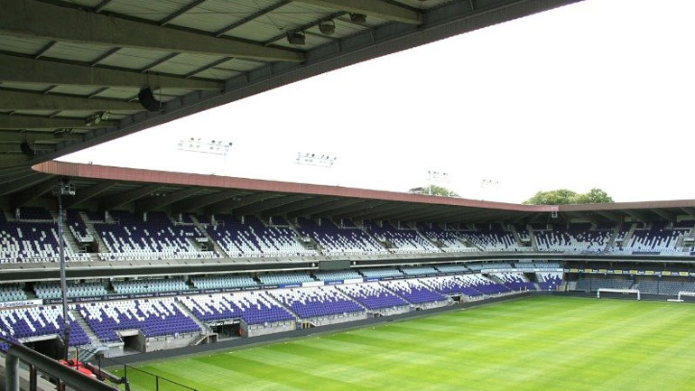 Oπλισμένο σαν αστακός το «Κονστάντ Βάντεν Στοκ»