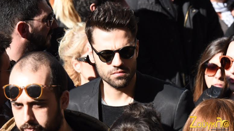 Ο τραγουδιστής Κων. Αργυρός