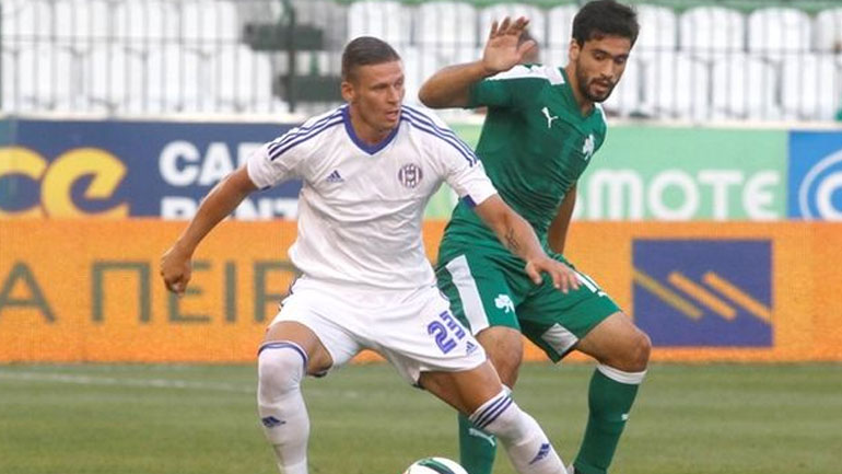 Τέλος ο Κρολ από την Καλλονή