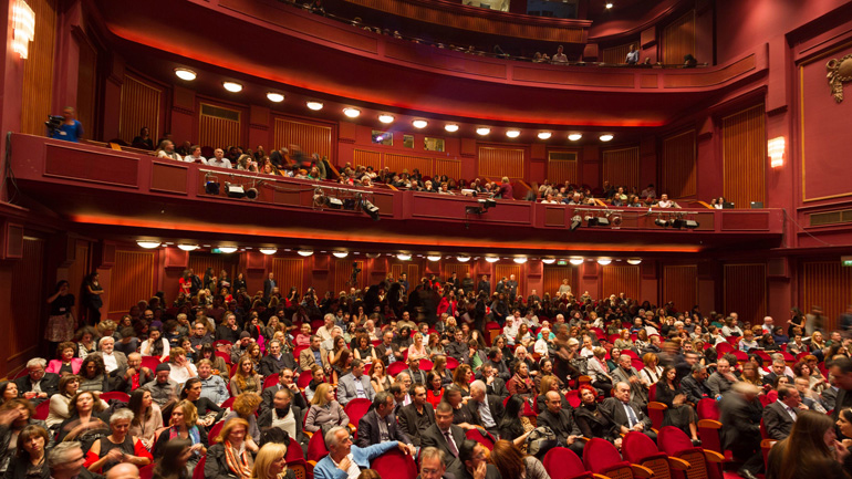 Παράλληλο πρόγραμμα με παράλληλες αφιερώσεις