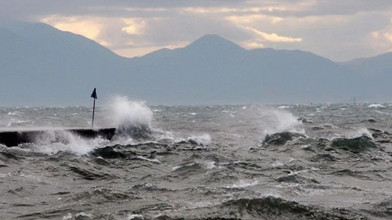 Προβλήματα στις ακτοπλοϊκές συγκοινωνίες λόγω ισχυρών ανέμων