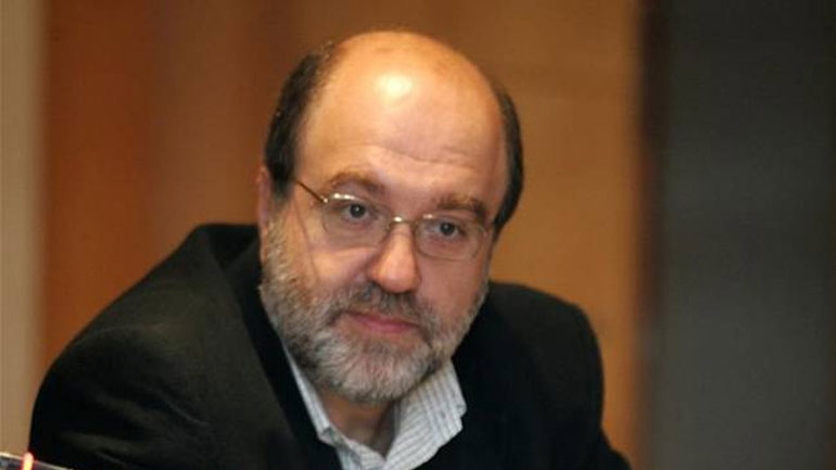 Αλεξιάδης: Συνεχίστε να κρατάτε τις αποδείξεις