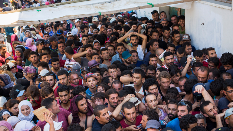 Σχεδόν 3.000 άτομα στο hot spot της Μυτιλήνης το Σαββατοκύριακο