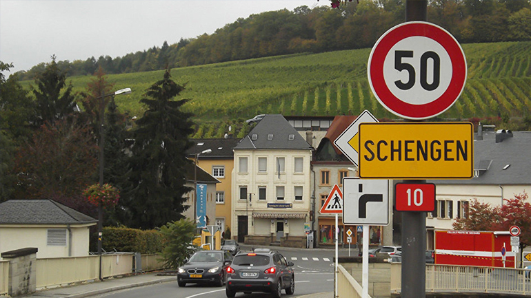 Πόσο θα κόστιζε στην Ευρώπη η κατάρρευση της ζώνης Σένγκεν