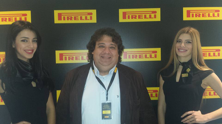 Ο Πάρις Ποντίκας...