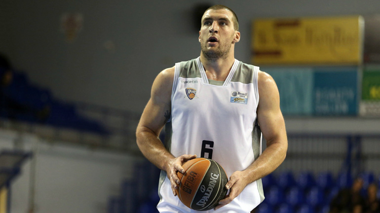 Πολυτιμότερος ο Καββαδάς