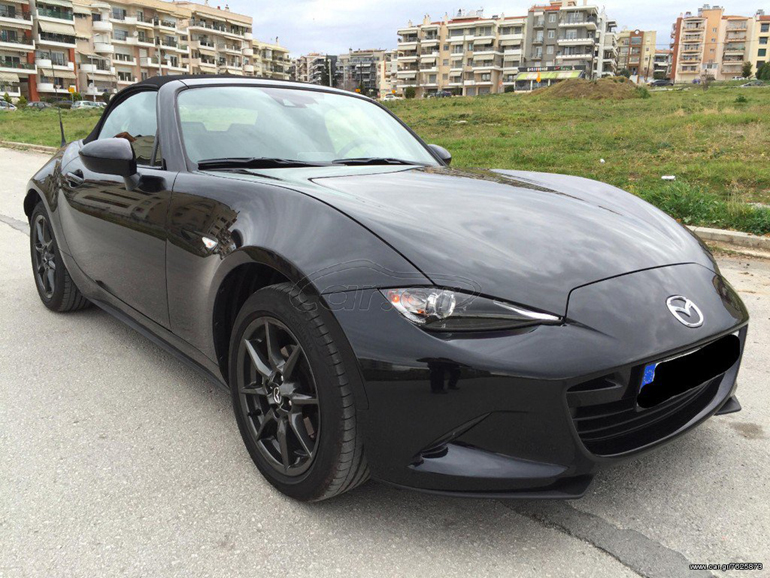 Αυτό το μαύρο και ολοκαίνουργιο ΜΧ-5 πωλείται στο διαδίκτυο