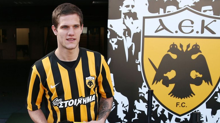 Θέλει να γυρίσει στην ΑΕΚ ο Ζουκουλίνι