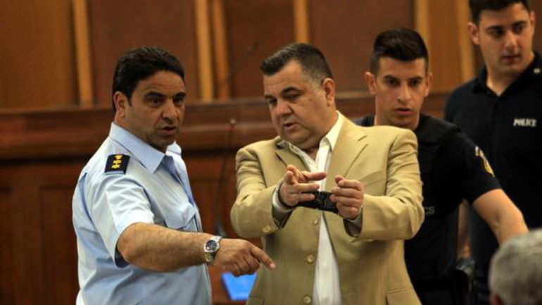 Δικηγόροι: Δεν φταίμε για την αποφυλάκιση του Ρουπακιά