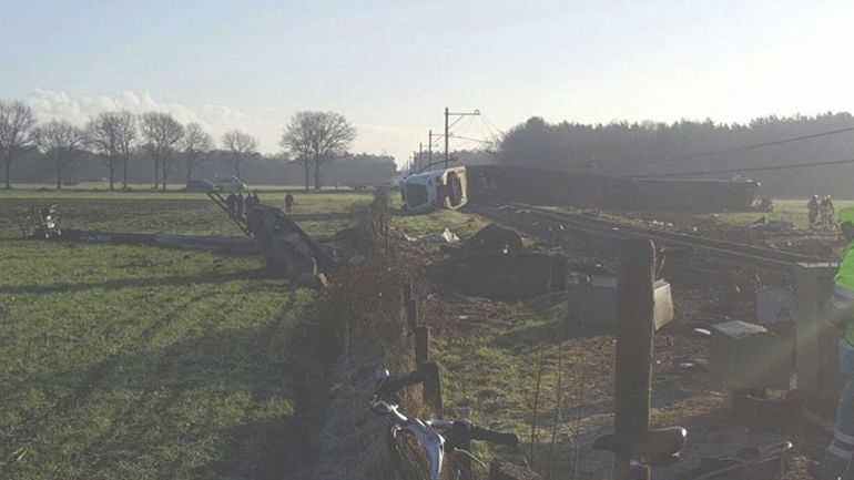 Ολλανδία: Στους 10 οι τραυματίες από τον εκτροχιασμό τρένου