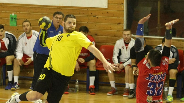 Χάντμπολ: Μονομαχία στο Λουτράκι με φόντο την εξάδα