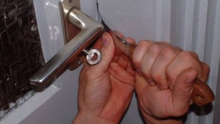 Ηράκλειο: Ανήλικος κατηγορείται για 46 κλοπές και διαρρήξεις