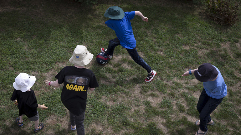 Γυναίκα «κανίβαλος» ήθελε να φάει τα παιδιά των γειτόνων της