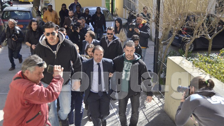 Νέα δίωξη στους δημοσιογράφους-εκβιαστές Νέα δίωξη στους δημοσιογράφους-εκβιαστές