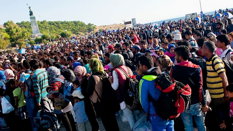 Περισσότεροι από 2.500 μετανάστες και πρόσφυγες έτοιμοι να αναχωρήσουν από τη Λέσβο