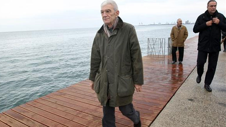 Έκτακτη συνάντηση των δημάρχων για την αντιμετώπιση του προσφυγικού προτείνει ο Γ. Μπουτάρης