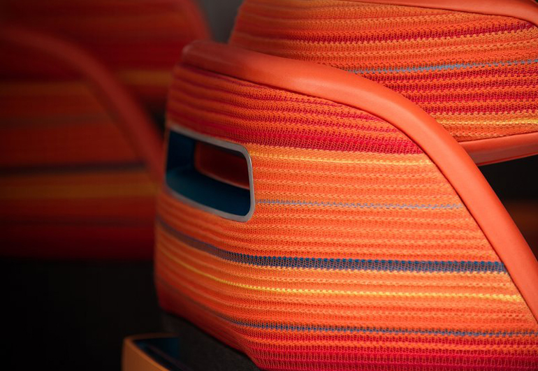 Όσο και να σας φαίνεται περίεργο είναι κάθισμα αυτοκινήτου!