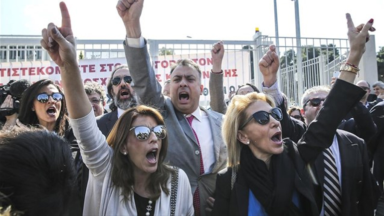 Μέχρι τις 4 Μαρτίου συνεχίζουν την πανελλαδική τους αποχή οι δικηγόροι