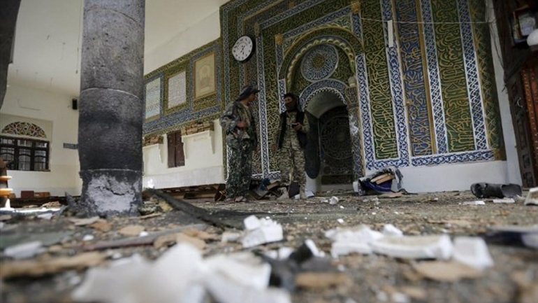 Βαγδάτη: 12 νεκροί από διπλή επίθεση αυτοκτονίας σε σιιτικό τέμενος