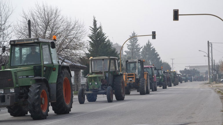 Συνάντηση Τσίπρα με αγρότες από το μπλόκο της Νίκαιας