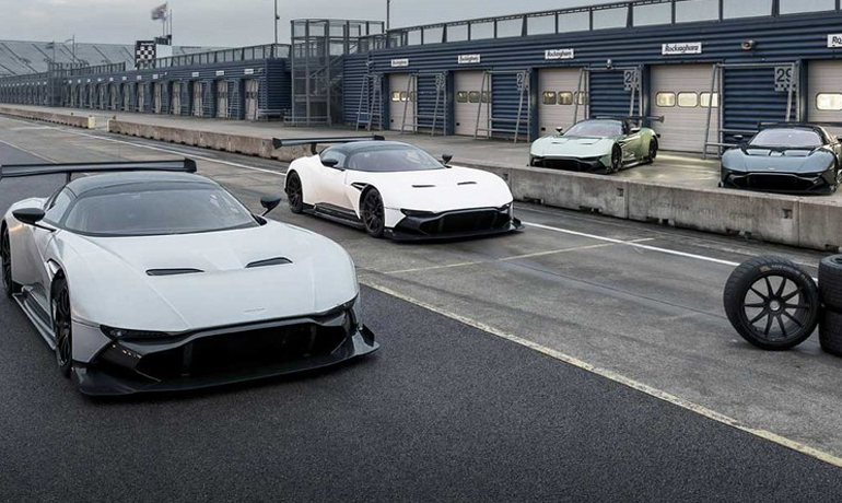 700 άλογα το καθένα... Είναι πολλά;