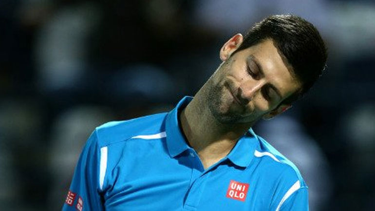 Αποσύρθηκε λόγω μόλυνσης στο μάτι ο Τζόκοβιτς