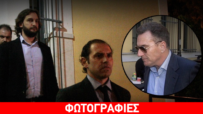 Ένας μέσα, δύο έξω