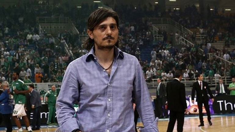 ΠΑΟ: Μοίρασε συγχαρητήρια στα αποδυτήρια ο Γιαννακόπουλος