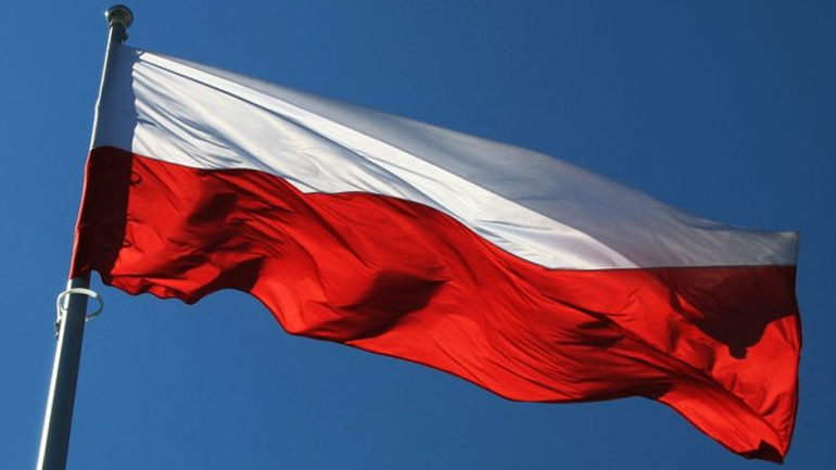 Κομισιόν: Χώρα σε κατάσταση συνταγματικής κρίσης η Πολωνία