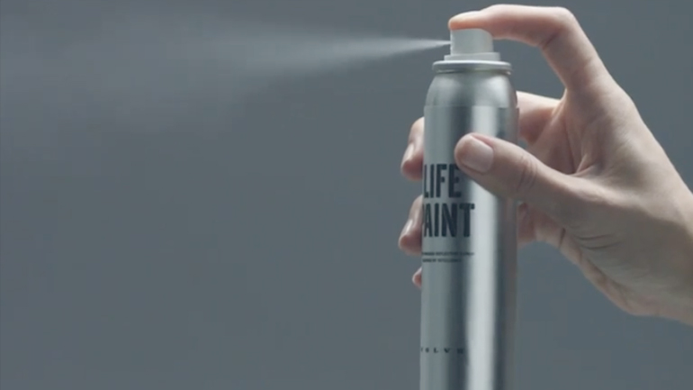 Θεσσαλονίκη: Της έριξε σπρέι στο πρόσωπο για να τη ληστέψει