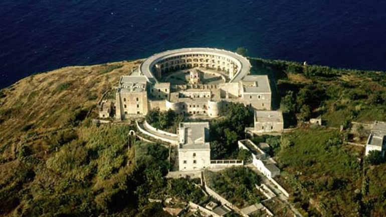 Το ιταλικό «Αλκατράζ» γίνεται σχολή ευρωπαϊκών σπουδών