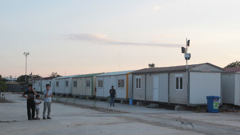 Το σχέδιο για φιλοξενία 100.000 προσφύγων