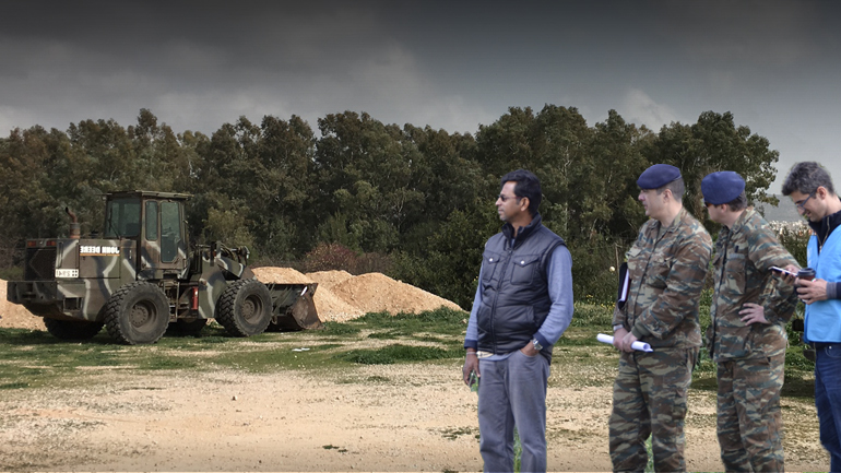 Πρόχειρος καταυλισμός στο Πάρκο Τρίτση