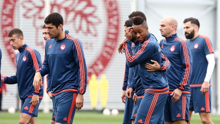 Χωρίς Μαζουακού και Ζντιέλαρ ο Ολυμπιακός