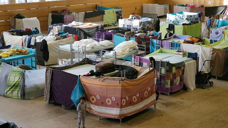 «Χρυσές» δουλειές με τους πρόσφυγες στη Γερμανία