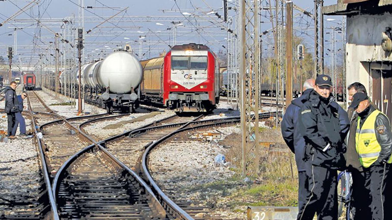 Ακινητοποιημένα τέσσερα τρένα του ΟΣΕ στα σύνορα με ΠΓΔΜ