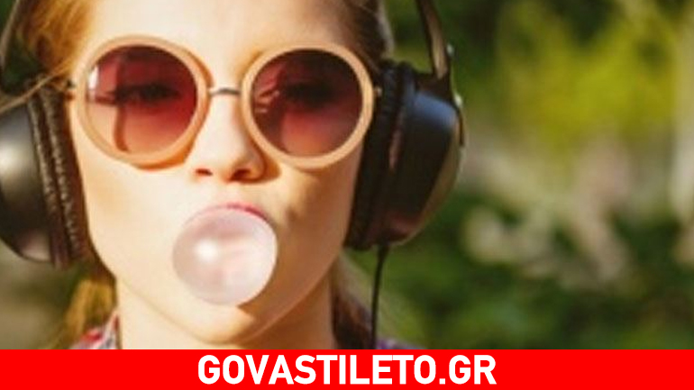 Προβλήματα ακοής έχει ένας στους οκτώ νέους από τα ακουστικά