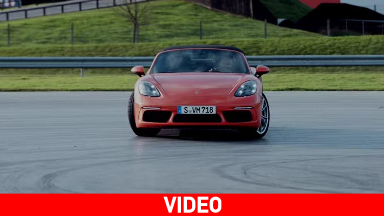 Μαθήματα οδήγησης με την 718 Boxster στο Silverstone