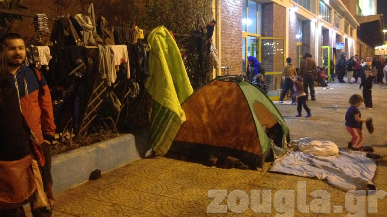 «Ευχαριστούμε τους Έλληνες»