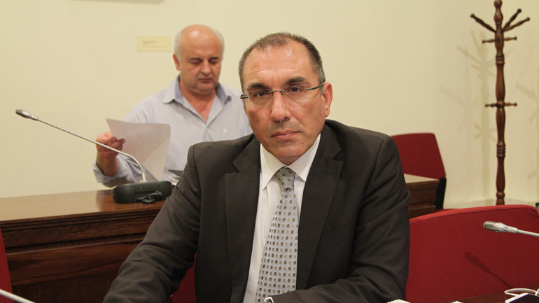 Ο Καμμένος ρίχνει στην «πυρά» τον Υπουργό Παιδείας