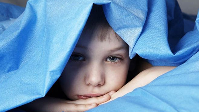 Τι συμβαίνει και το παιδί σας ξυπνά τη νύχτα;