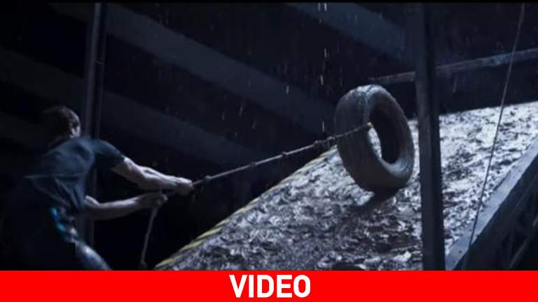 Οι παίκτες της Μπαρτσελόνα προπονούνται με ελαστικά οχημάτων!