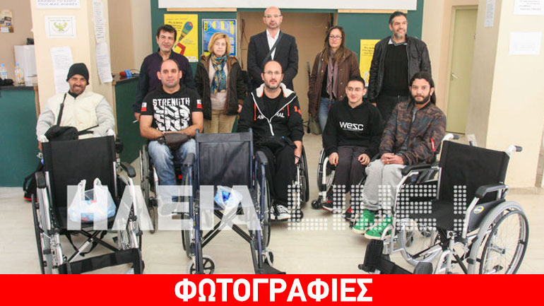 Ηλεία: Αγόρασαν τρία αναπηρικά αμαξίδια με πλαστικά καπάκια!