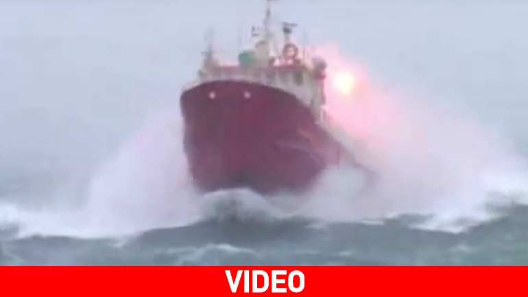 Ανεμοδαρμένο πλοίο…