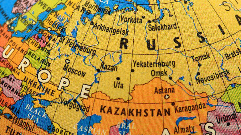 Ρωσία: Αναπτύσσει τα λιμάνια Βλαδιβαστόκ και Αγίας Πετρούπολης σε διεθνείς κόμβους