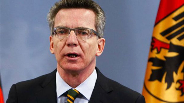 Γερμανός υπουργός Εσωτερικών: Να κρατήσει η Ελλάδα τους πρόσφυγες