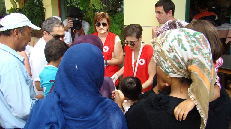 Σαντορίνη: Συγκέντρωση ειδών πρώτης ανάγκης για τους πρόσφυγες