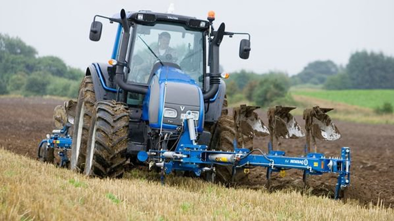 Τραγωδία στον Έβρο – Αγρότης καταπλακώθηκε από τρακτέρ